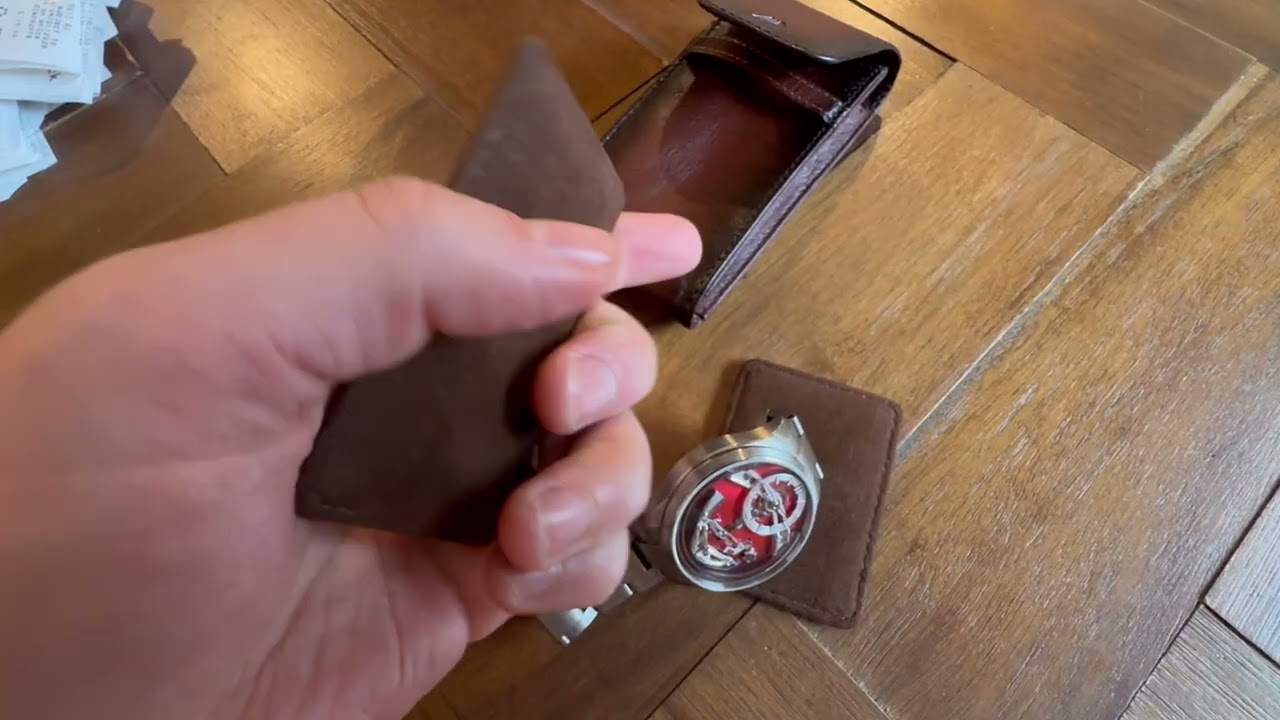 $60 Leather Watch Case: Is A-Slim London Worth It?