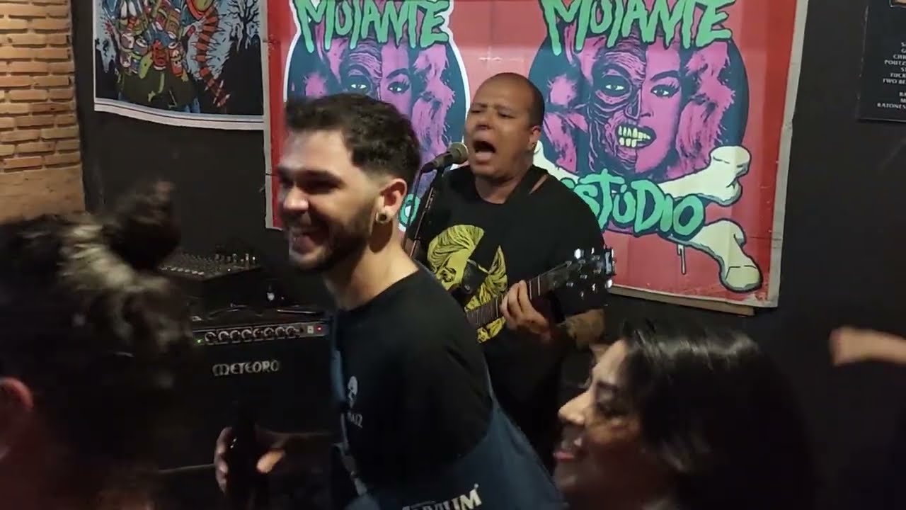 Fun For Freaks - Stoner Friendly - Ao vivo no Mutante Est&uacute;dio.