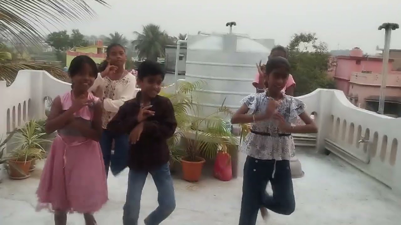 বসন্ত এসে গেছে 