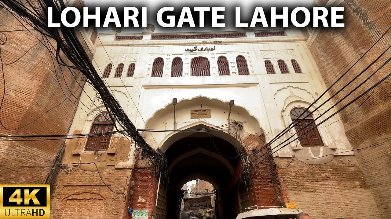 🇵🇰 Lohari Gate Lahore | 4K Walking Tours 60fps | Food and Culture