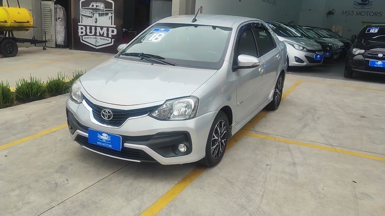Toyota Etios Sedan 1.5 Platinum Automático Prata 2018