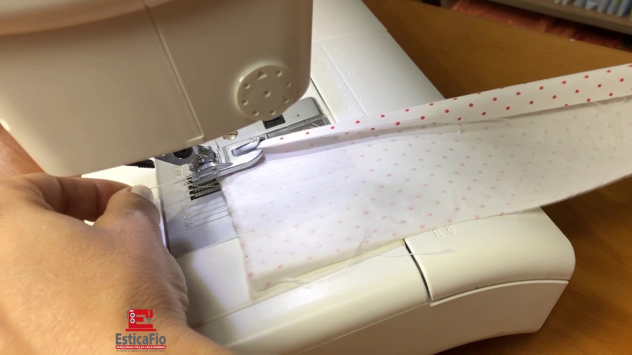 Como utilizar o Calcador de Bainha Enrolada/Lenço