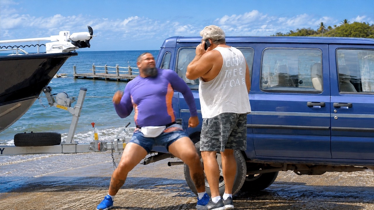 IDIOTS AT THE BOAT RAMP!