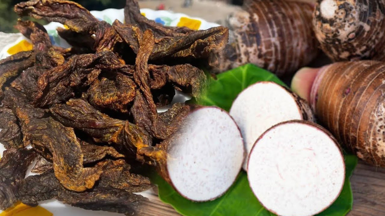 SAGOP ( Dry Meat) 🥓 leh  BAAL ( Taro Root ) 🔥