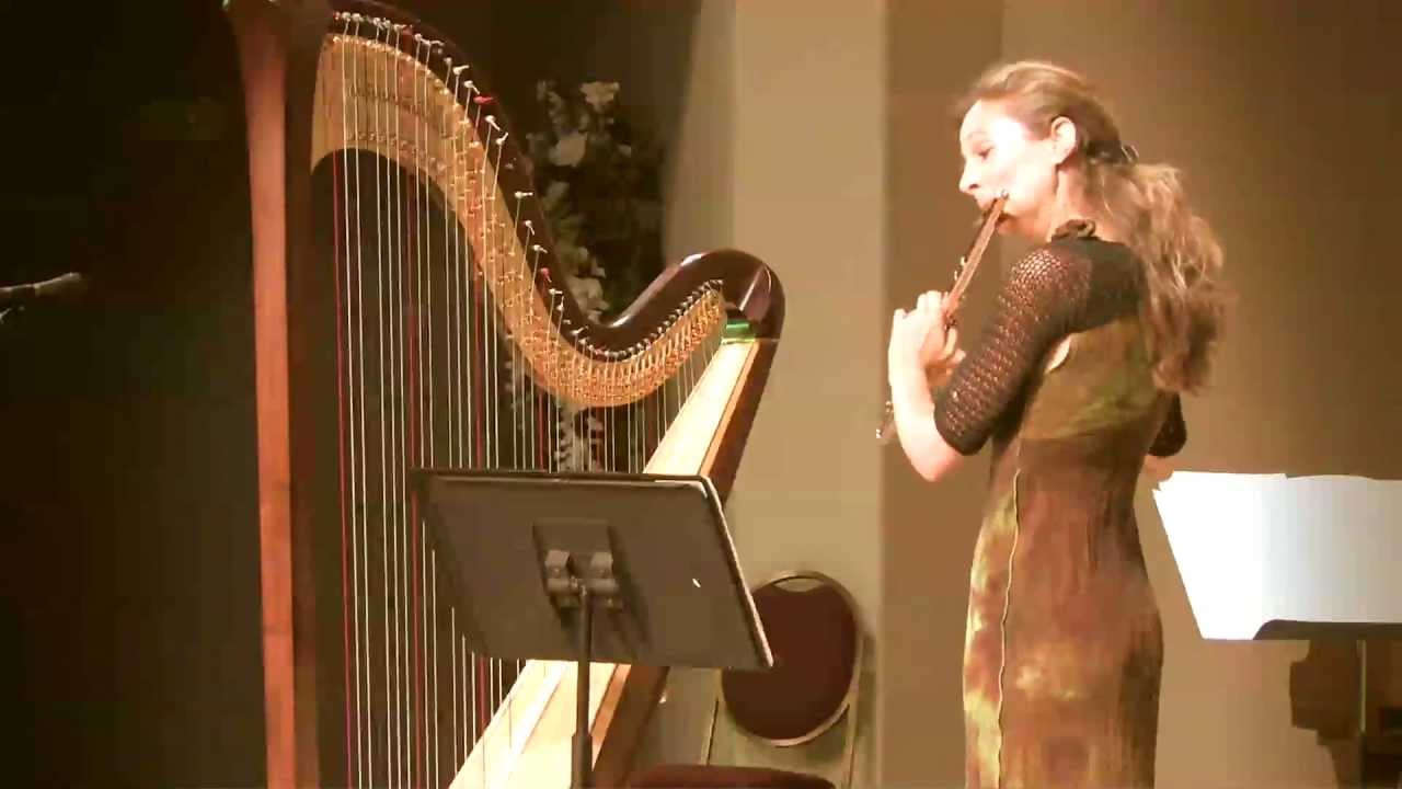 Leslie Newman Performs Unaccompanied Bach