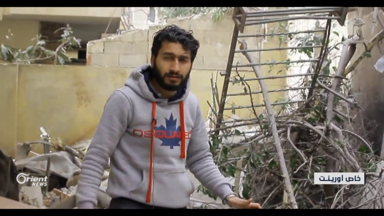 قتلى وجرحى باستهداف النظام حي الوعر بالقنابل