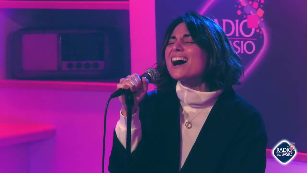 Accetto Miracoli - Giordana Angi live
