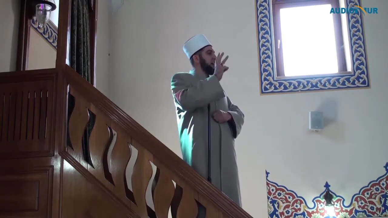 Gruaja para Dyerve të Xhenetit - Hoxhë Remzi Isaku