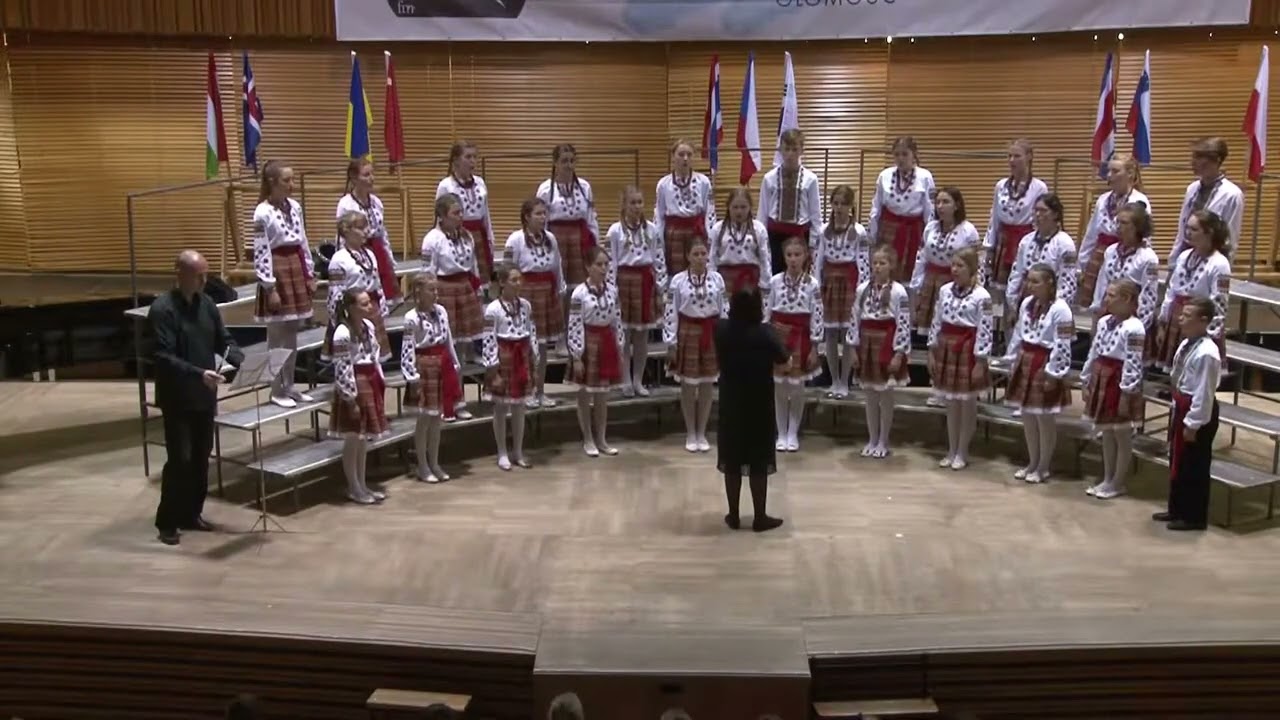 В.Кікта: ''Закарпатський триптих'' - дитячий хор''Gloria