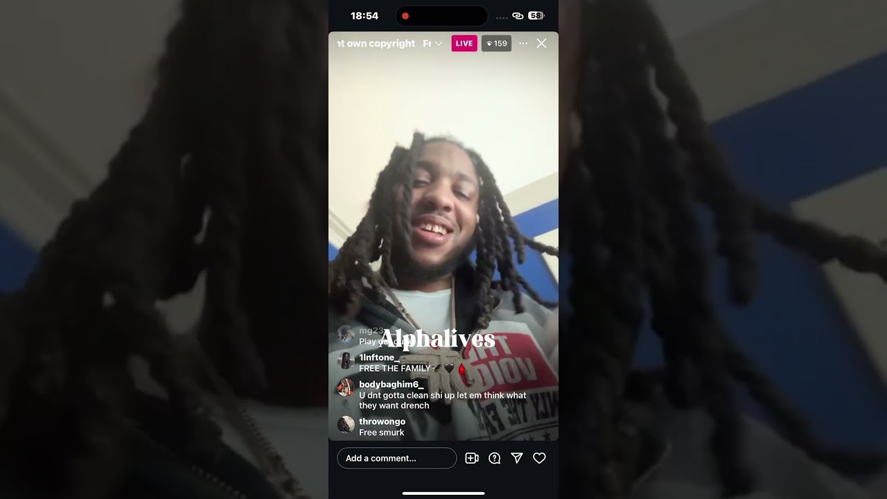 OTF Lil Varney made  boona get off live tweaking with the fans Lamron in the comments