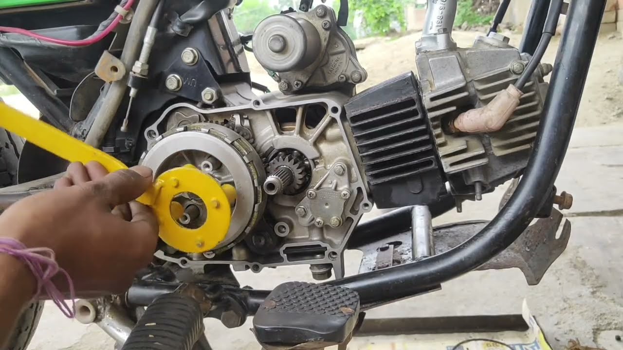 Hero bike Clutch Plate Replacement | क्लच प्लेट बदलना सीखें ( part 10)