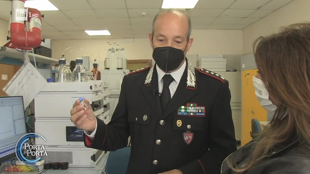 La droga dello stupro alle feste dei ragazzi - Porta a porta 26/04/2022