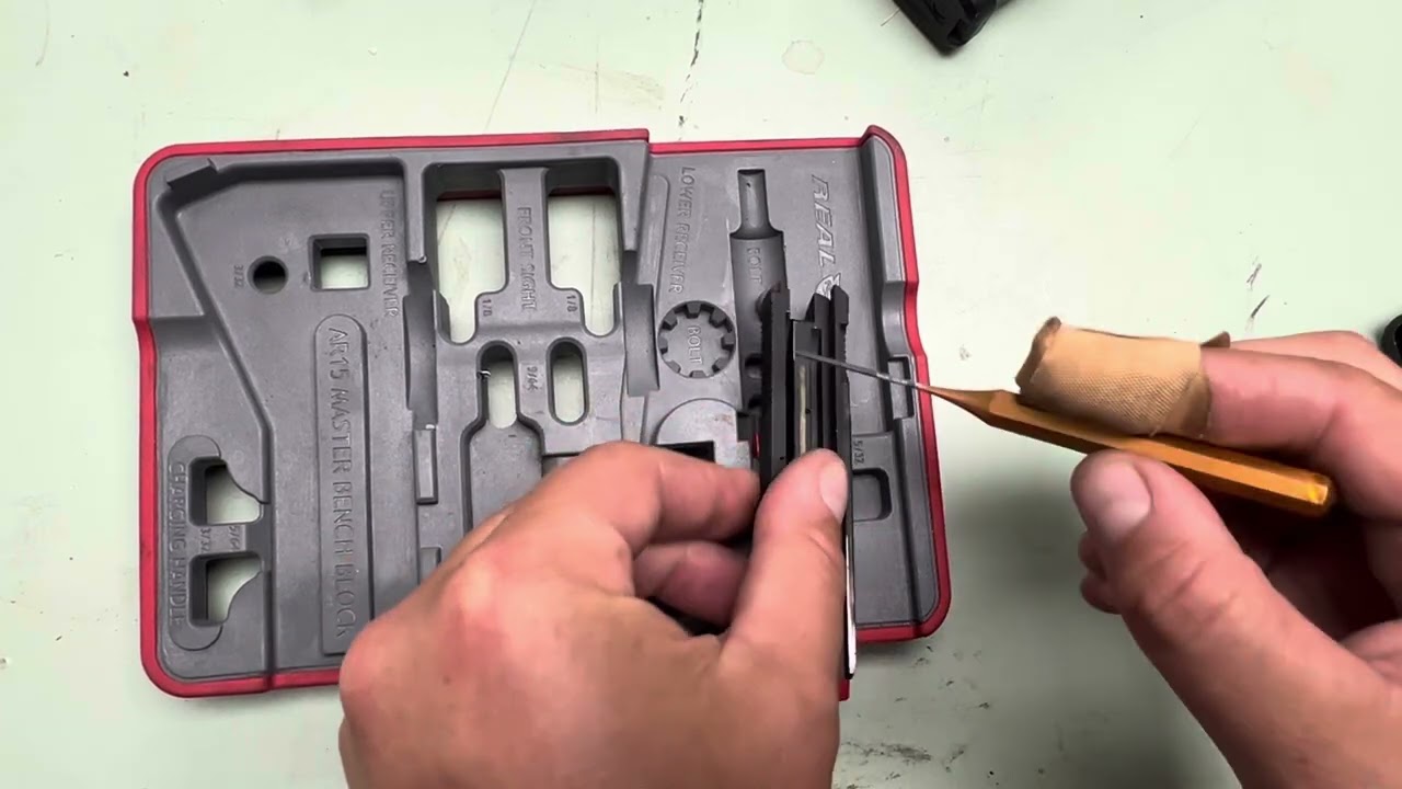 Разборка Beretta 21a 22lr (ударник)