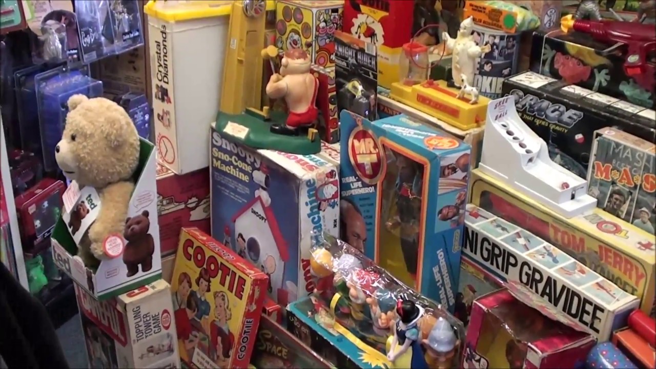Akron Comicon 2016 - Preview #3