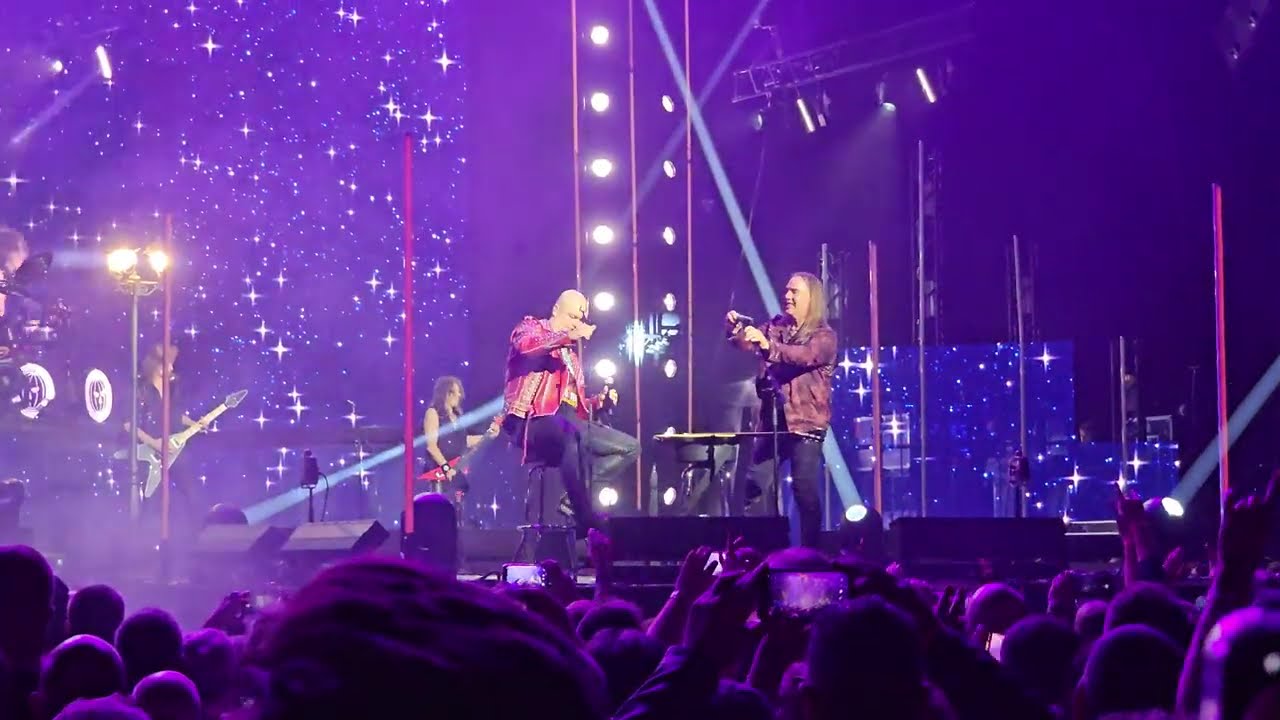A Tale That Wasn't Right (Acoustic). Helloween 40 years. Budapest 26.10.2025.