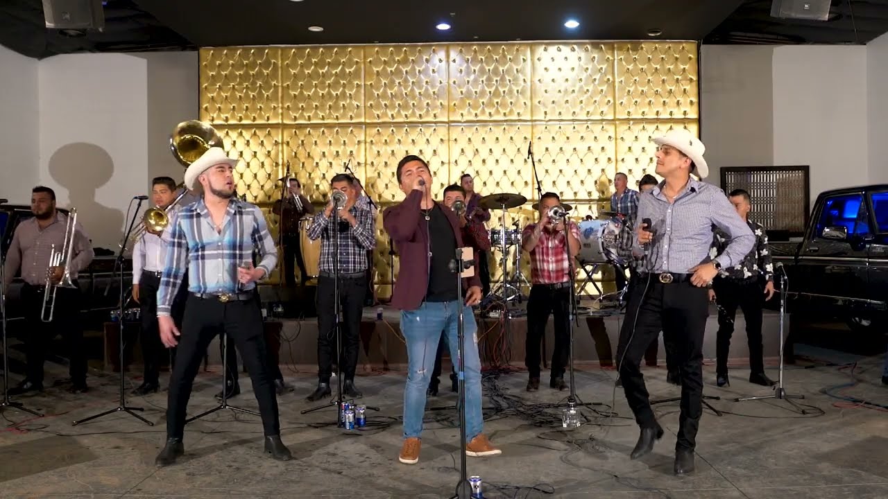 Popurri - La Gitanilla - Banda Los Plebes De Sinaloa @BandaBG