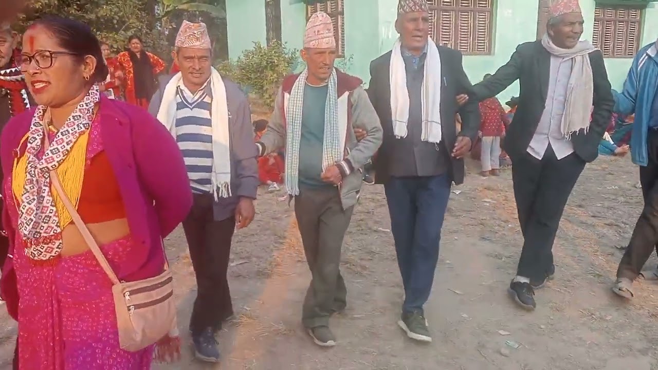 नम्रता सभ्य सम्बोधन देउडा मा हजुर भन्ने चल्या साई कि त भन्न जान्नैन Hatbazar Kailali 