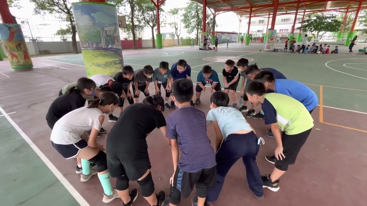 灣內國小躲避球隊加油～