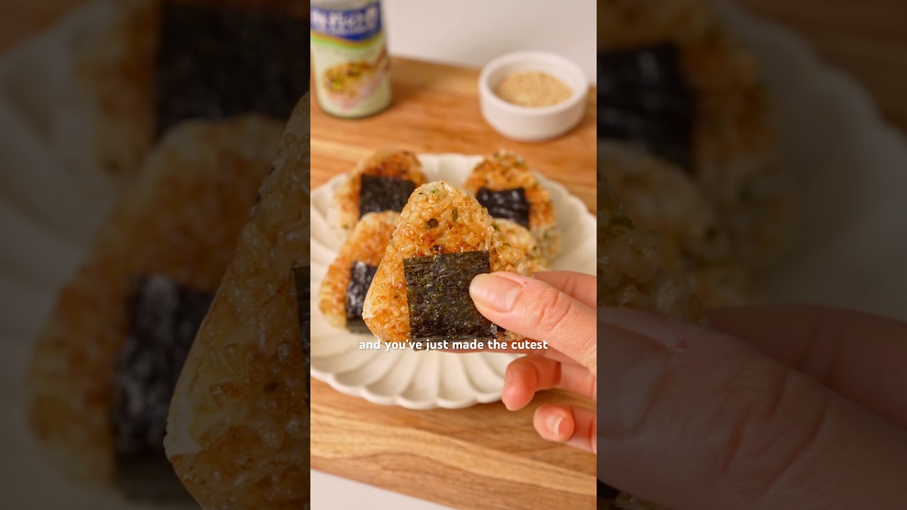SPICY TUNA YAKI ONIGIRI aka Japanese rice ball. A fun twist on the traditional filling!