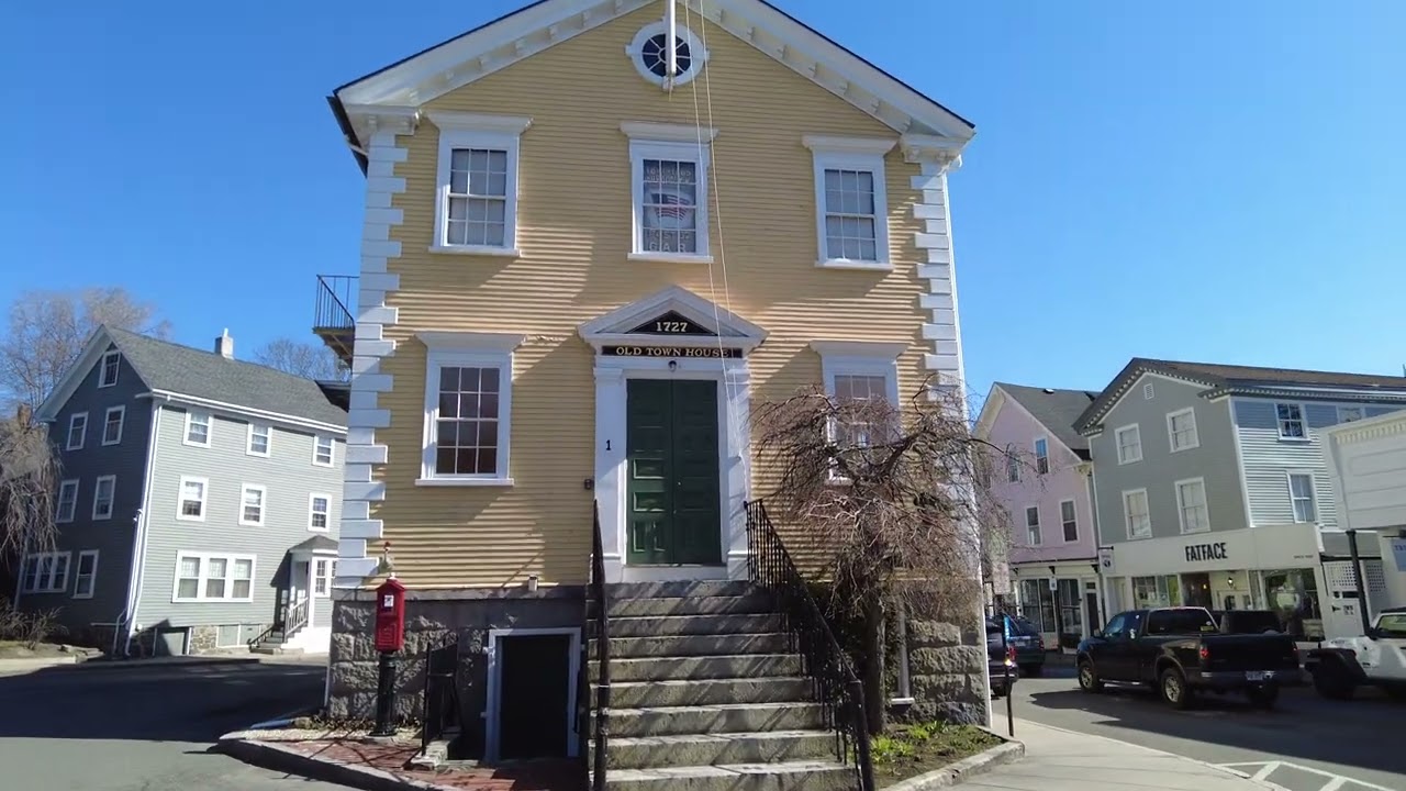 Old Town Marblehead MA Historical Walk. Pre-revolutionary war homes, the origin of Gerrymandering.