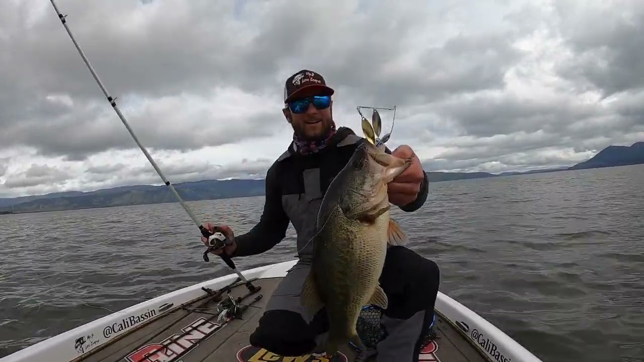 February Pre Spawn Bass Fishing (Clear Lake)