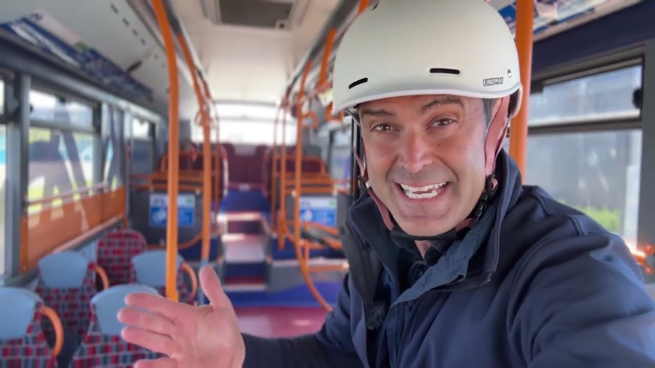 Silvertown: London’s new £2 billion tunnel but cyclists have to use (empty) buses to use it