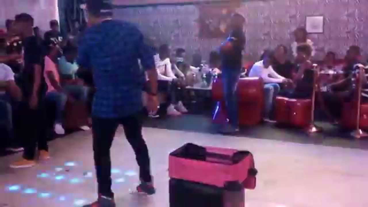 Dj kitoko atalaku soirée BCBG au safari club avec samuel eto'o(+237 695932872)prt1