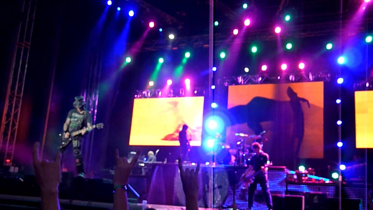 Guns N' Roses - This I Love - Live Bucuresti 2012