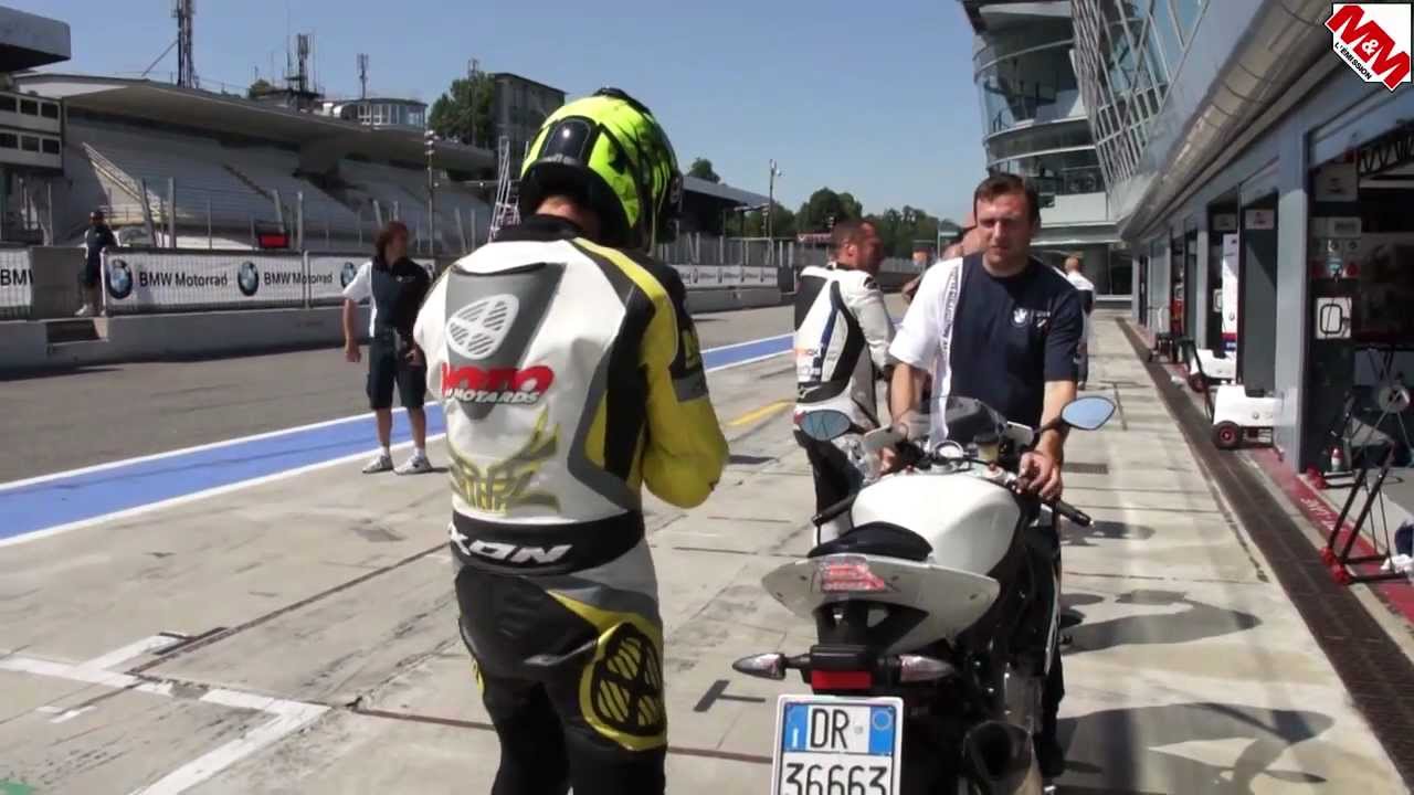 Essai BMW S1000 RR Superbike