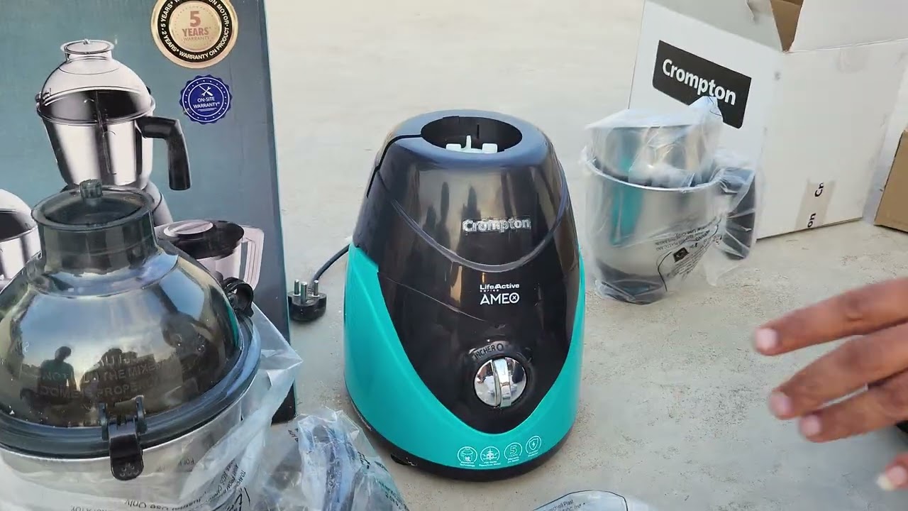 Crompton ACGM - AMEO - 4 JARS Ameo 750 W Mixer Grinder (4 Jars, Black, Blue)