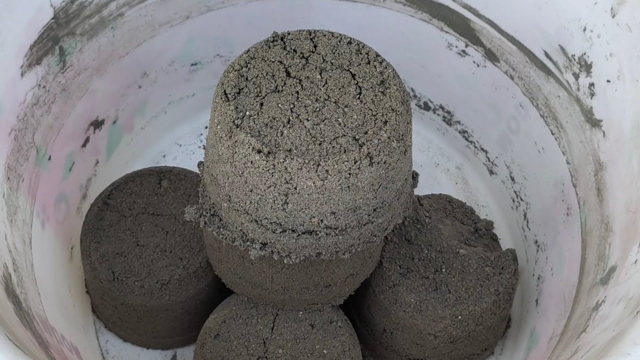 Asmr - gritty sand cement+ charcoalashes crumbling dry and water 💦💦
