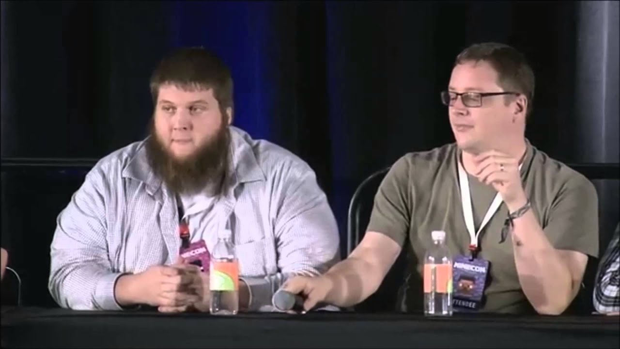 'Do any of you have autism?' - Minecon 2013 panel cringe