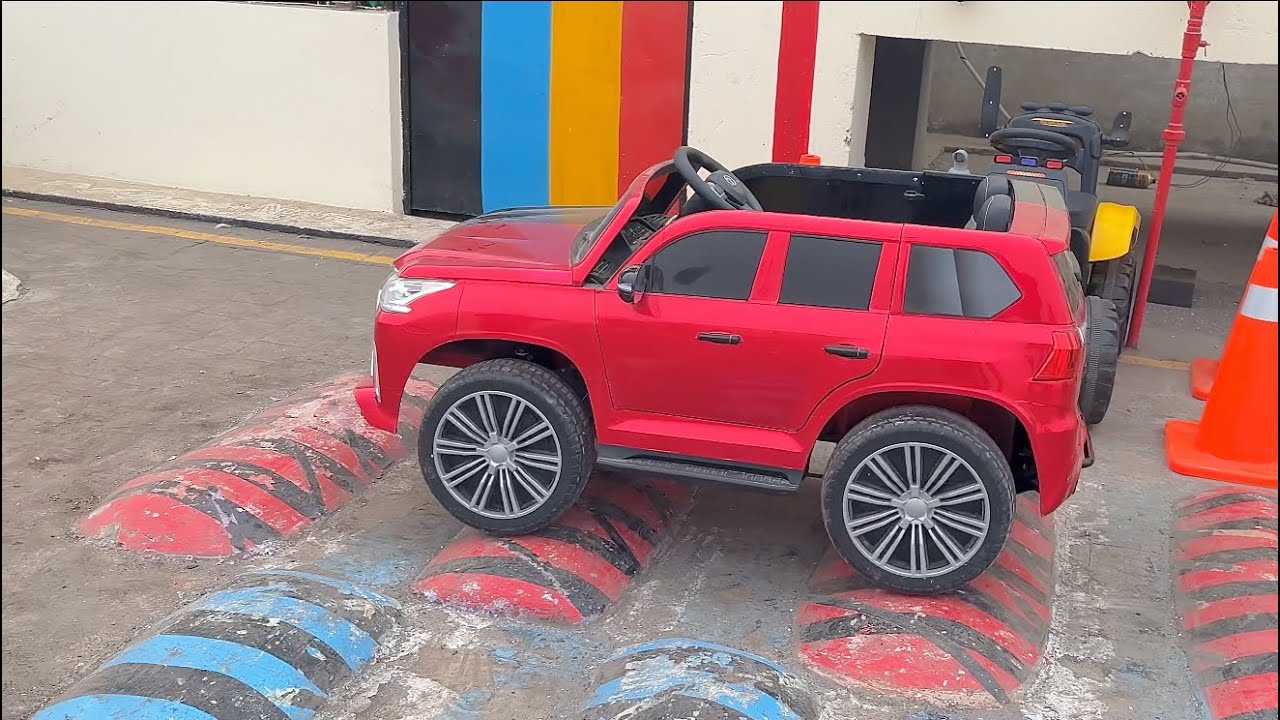 Rc car x speed Bumps #rccars  #remotecontrolcars #speedbumps 