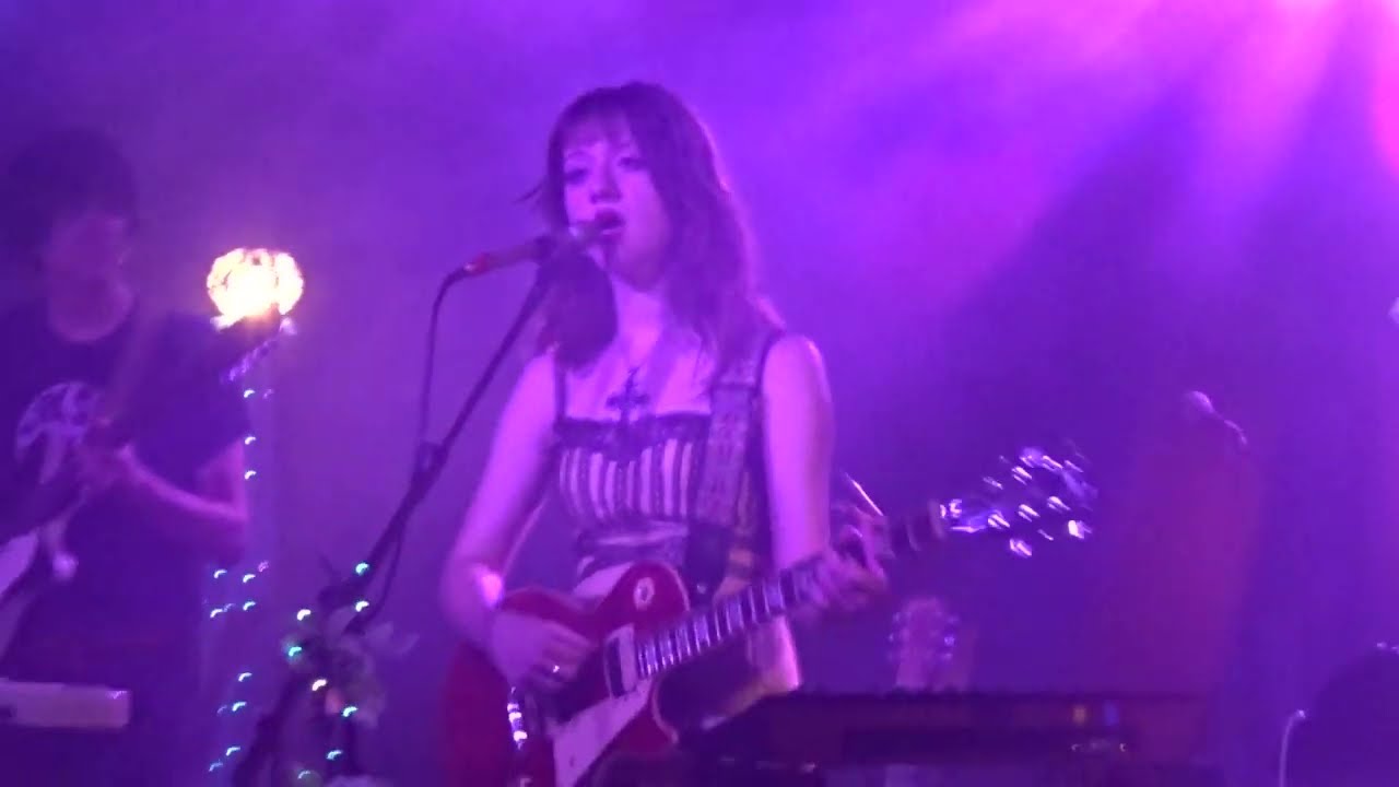 Solya -Iris- Paper Tiger 3-6/26 (3)