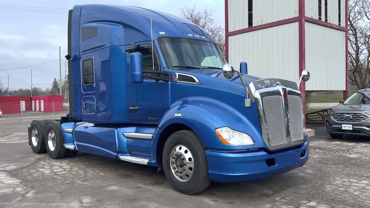 ПРОДАЕТСЯ Kenworth T680 2014 года выпуска. Paccar MX13, 13-ступенчатая механическая коробка перед...