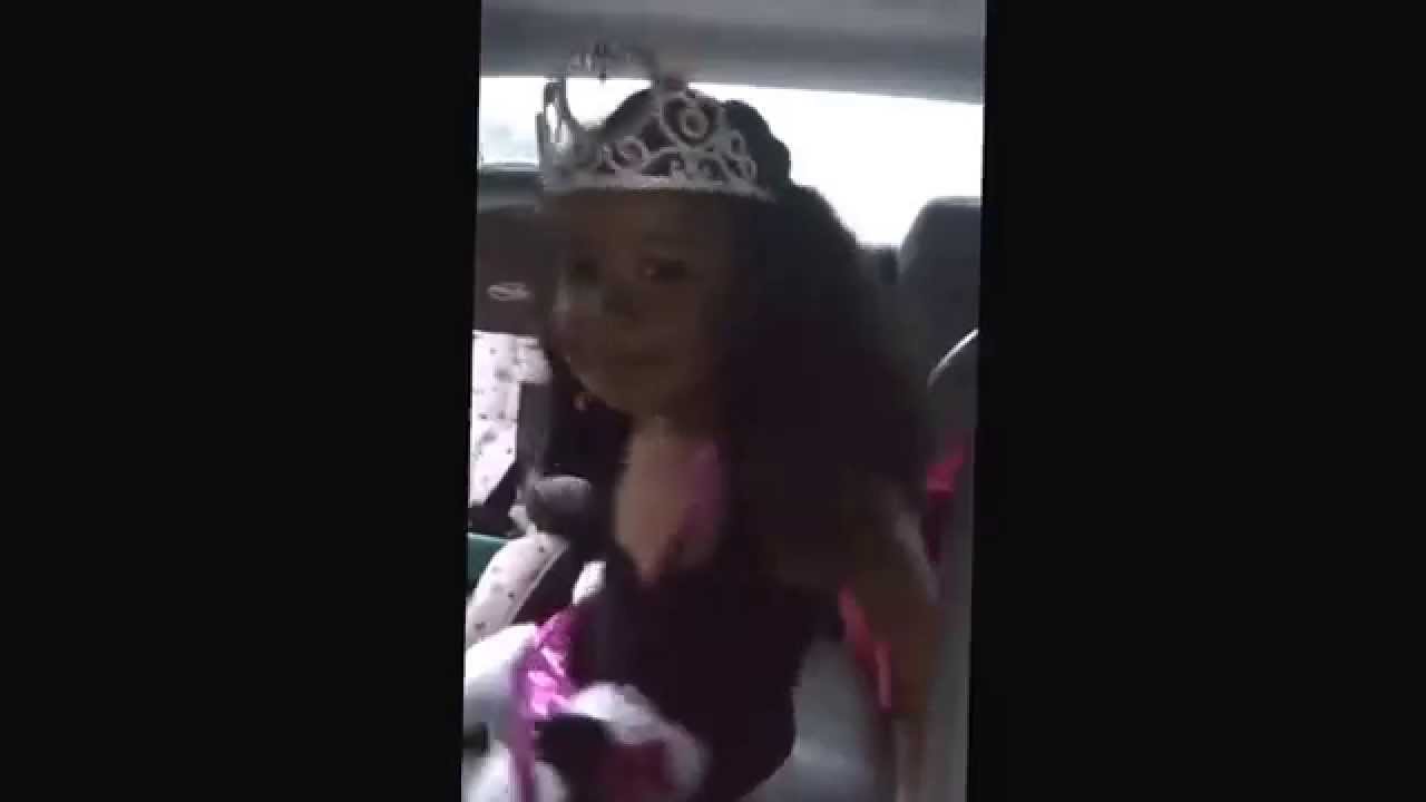 Daddy and daughter sing 45 seconds