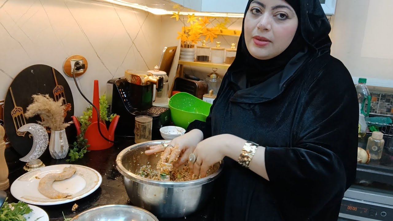يوم العزومه والتجهيزات لازم تكون عالميه اصناف اشكال وانواع كثير والكل جديد فى جديد