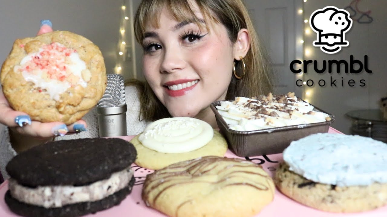ASMR Crumbl Cookie Mukbang 🍪🍓✨ Oreo Mallow sandwich, toffee cake, etc. (soft cookie eating sounds)