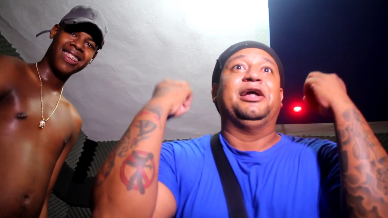 R8 En La Casa Vs Yenky One - Batalla Freestyle en el Estudio Quien Gano?