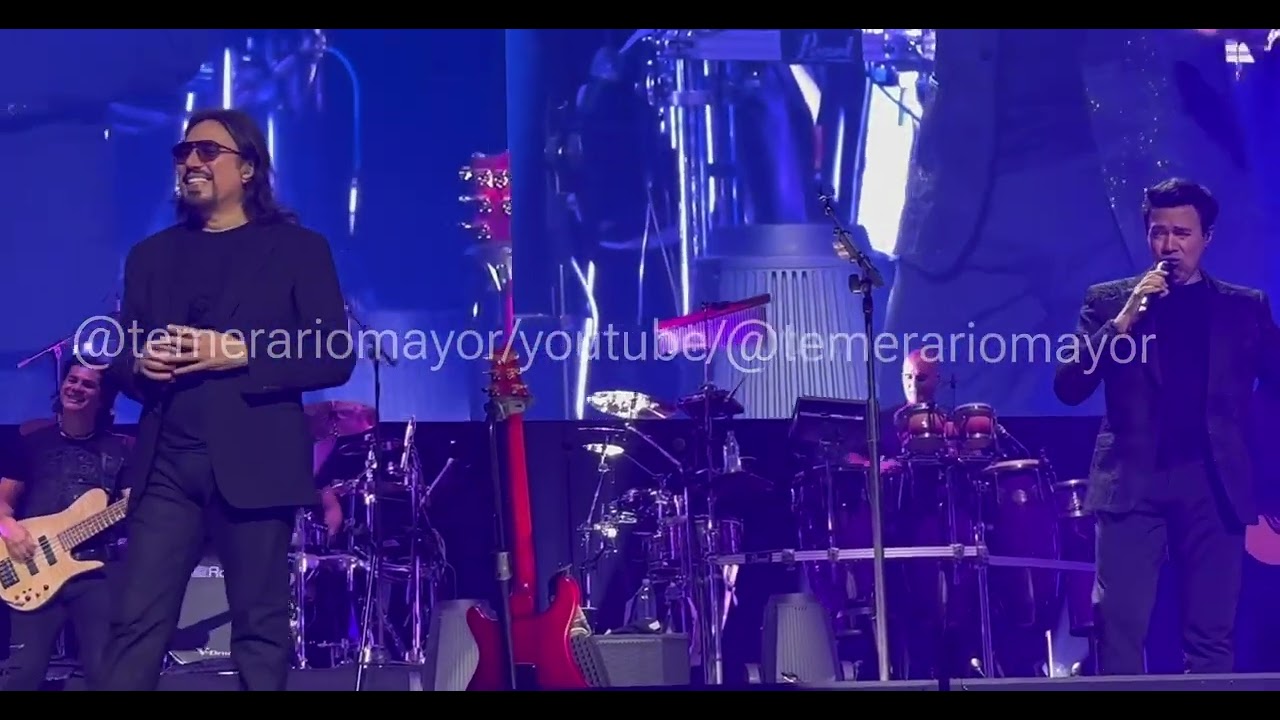 Los Temerarios La Mujer De Los Dos en Concierto