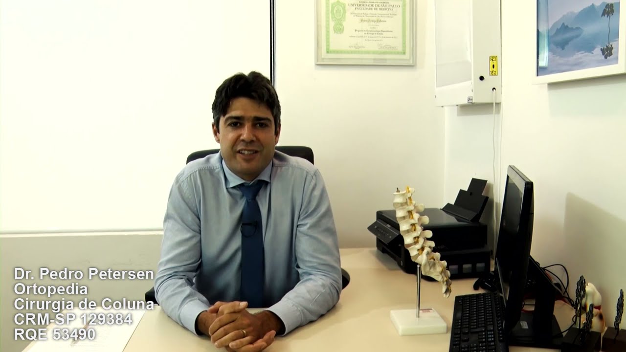 Como &eacute; realizada a cirurgia de escoliose do adolescente?