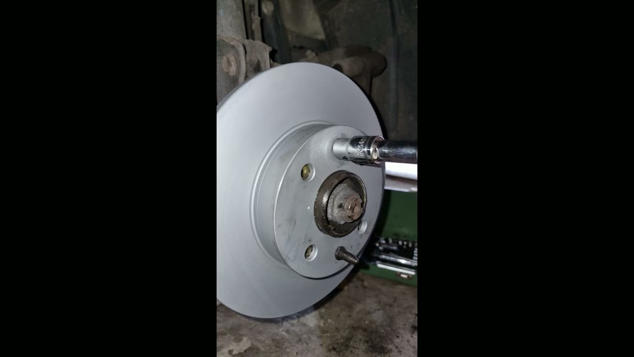 Ford Ka Bremsbelege  und Scheiben erneuern