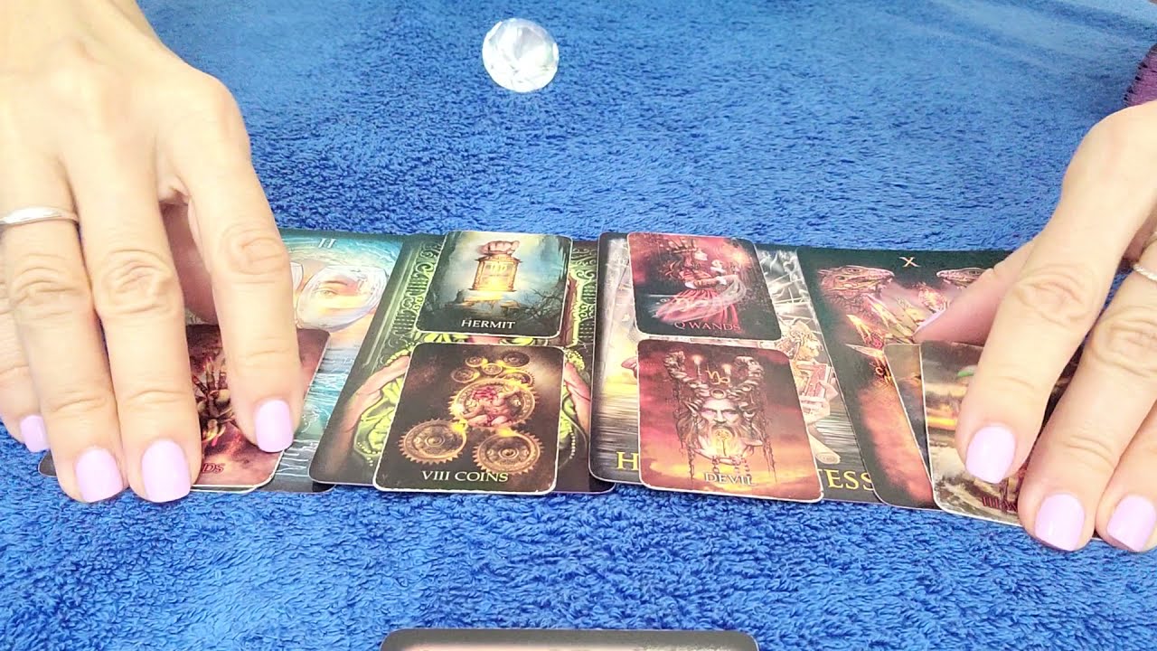 TAURUS - YOU'RE CONSTANTLY ON THEIR MIND! NOT LETTING YOU GO... 💝 ⚖ 😯 NOVEMBER 2021 TAROT READING