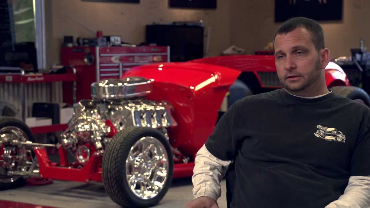 'Creating Customs' visits Squeeg's Kustoms