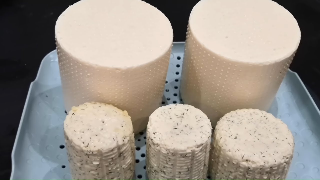 Как сделать сыр в домашних условиях  ИЗ СЕПАРИРОВАННОГО МОЛОКА / Обезжиренный домашний сыр