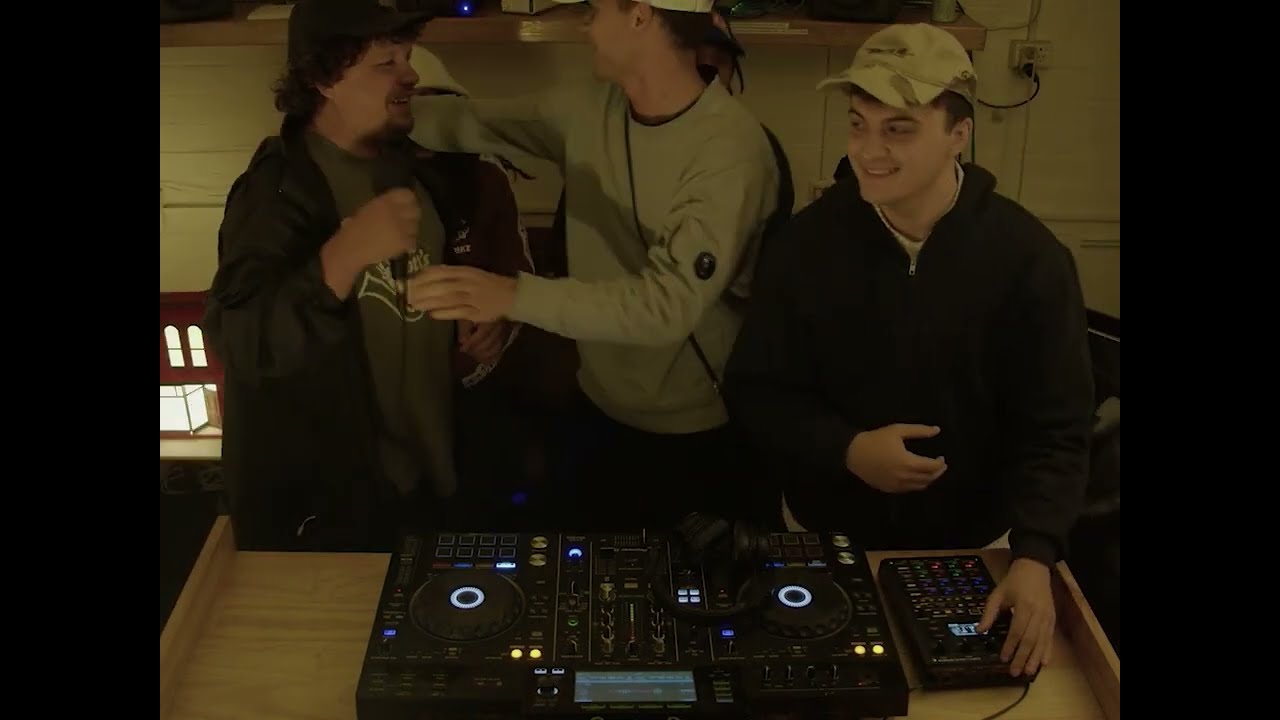 Josef, MALI JO$E, Yibby + tee8 // Live Cypher (2.11.24)