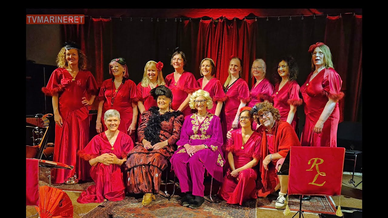 14 Red Ladies - Sommerdans - Sommerfilm