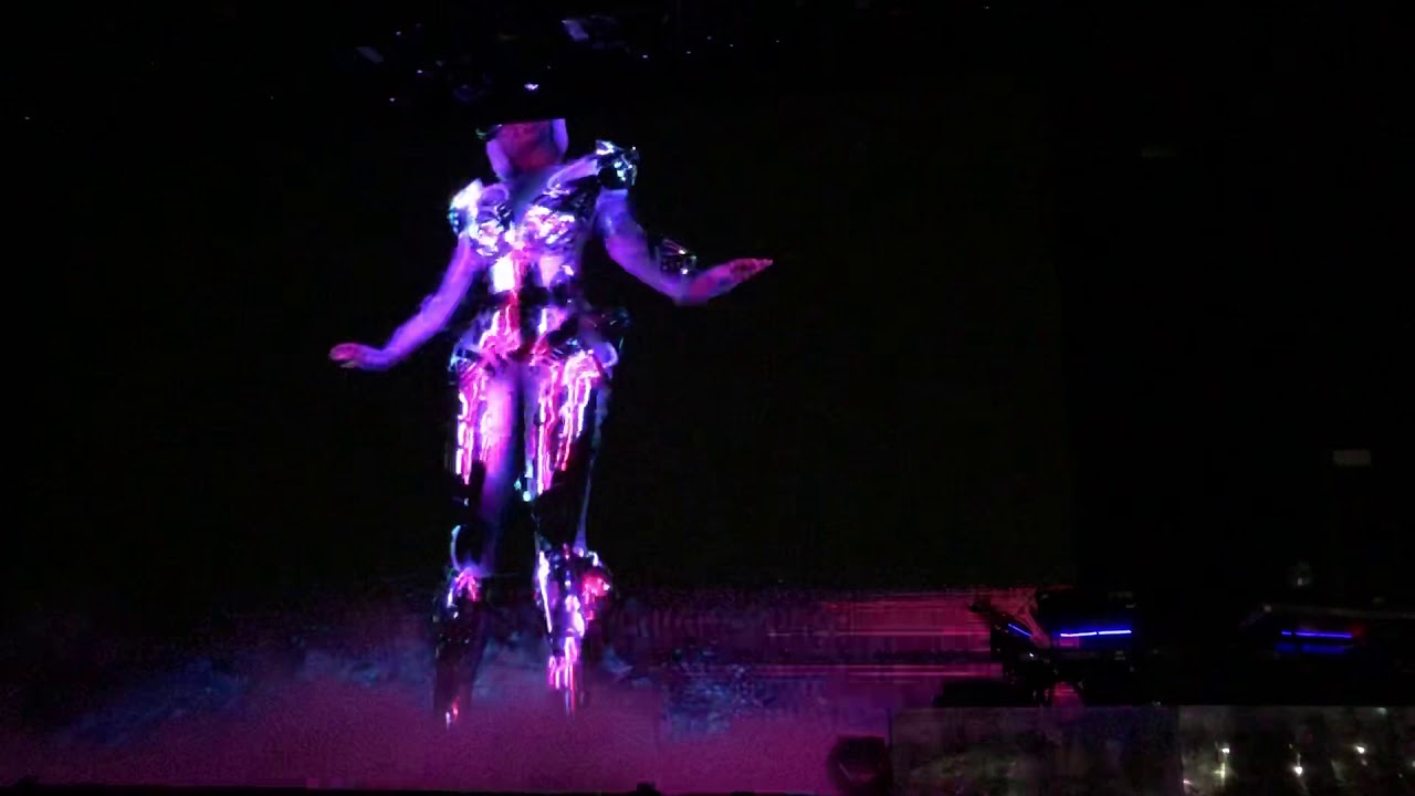 Nicki Minaj - Beam Me Up Scotty [Live - 250319] (Nicki WRLD Tour Amsterdam)