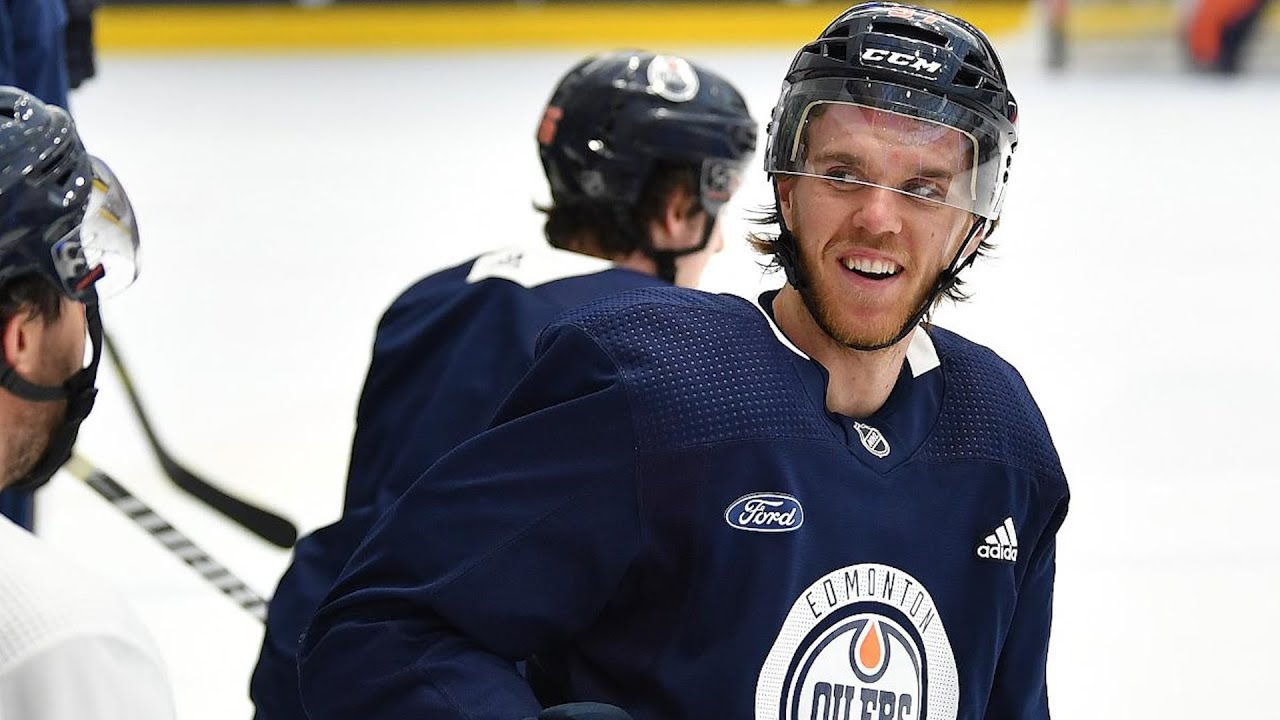 AROUND THE RINK | WEM Experience