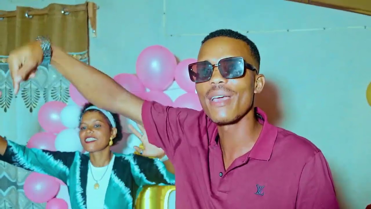 Galaxya Man-_-Happy Birthday 🎧 (Vídeo Oficial)